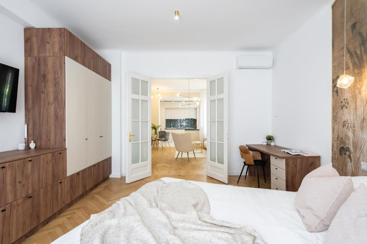 Old Town Bucharest, Luxury 2 Bedrooms Apartment Exterior photo